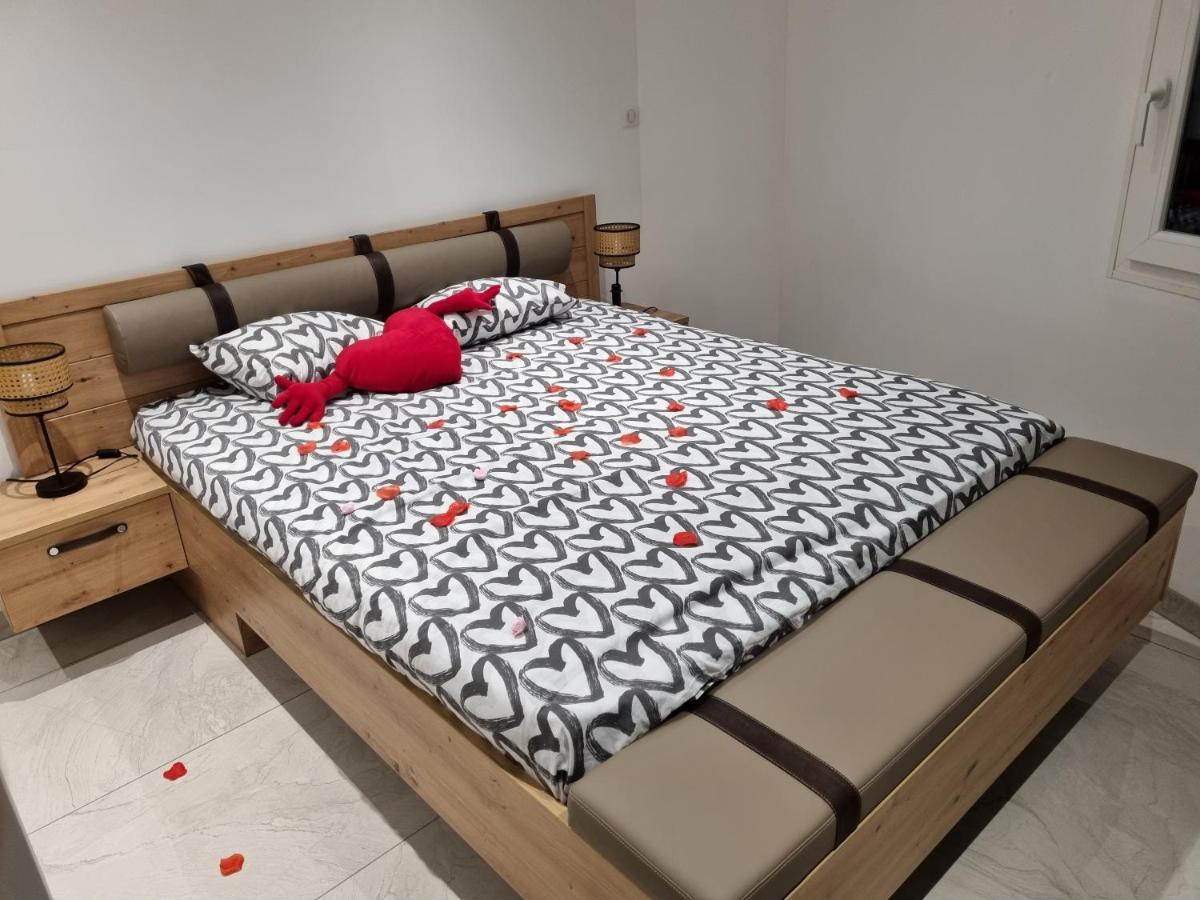 Jolie Maison, Balneo Lumino Therapie Et Terrasse Колмар Екстериор снимка